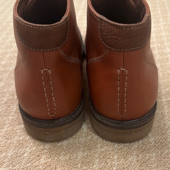 Classic Brown Chukka Boots for Men - Picture 2 of 8